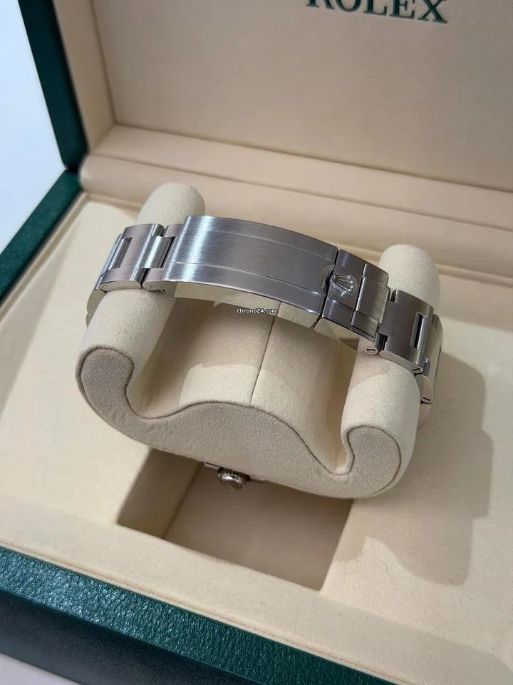 Rolex Submariner (No Date) - Image 11