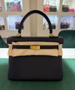 Hermès Kelly 25 retourne Nuova 2026 stampa K in pelle togo colore Nero noir con hardware dorato c