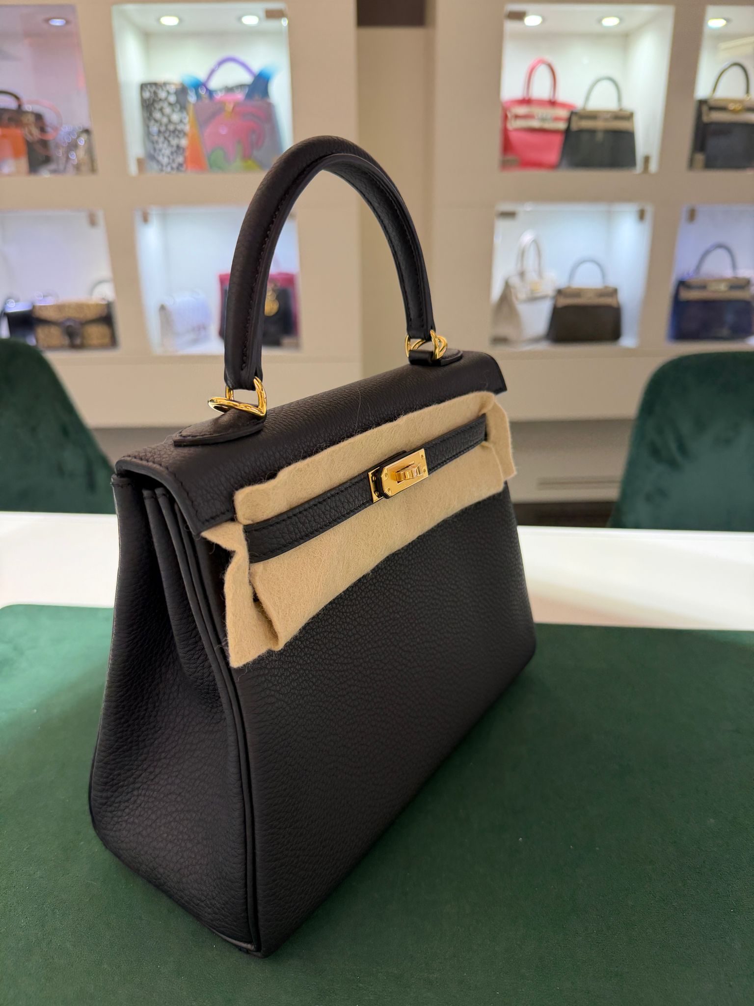 Hermès Kelly 25 retourne Nuova 2026 stampa K in pelle togo colore Nero noir con hardware dorato c - Image 2