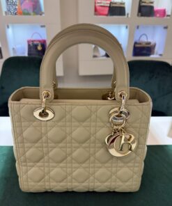 Listino 5900,00 Dior Lady Dior Medium 24 salvia full set