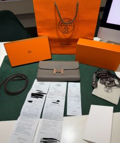 Alternative view of Hermès portefeuille costance to go NUOVO 2025 full sticker hardware in palladio colore Gris Étain full set con documenti