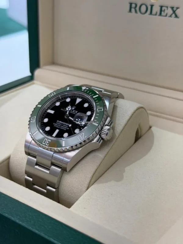 Rolex Submariner Date 41mm Starbucks NUOVO 2026 italiano full set con documenti e scatola