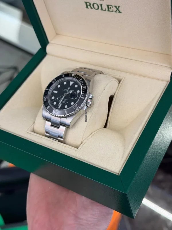 Rolex Submariner Date del 2013 Italia full set top condition con documenti e scatola Rolex