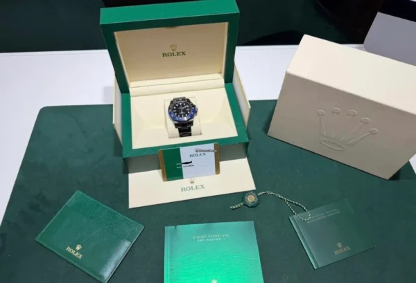 Rolex GMT-Master II Batman PVD black hunter del 2016 full set top condition con documenti