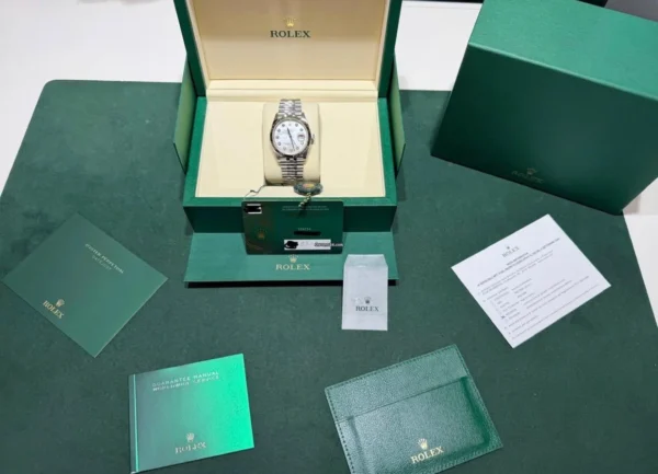 Rolex Datejust 36 NUOVO 2026 quadrante madreperla in diamanti MOP full set con documenti