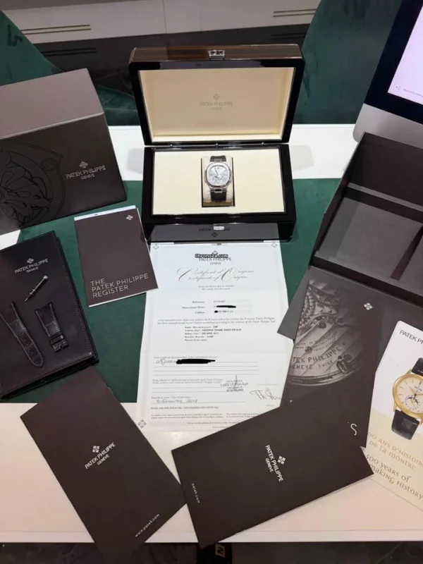 Patek Philippe Nautilus del 2018 Italia white gold full set excellent condition doppio cinturino