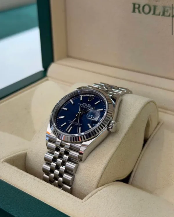 Rolex Datejust 36 mm Blu del 2024 full set top condition con documenti e scatola Rolex