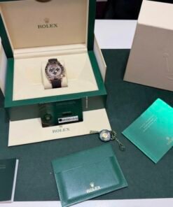 Alternative view of Rolex Daytona Chocolate del 2023 oysterflex oro rosa full set top condition con documenti