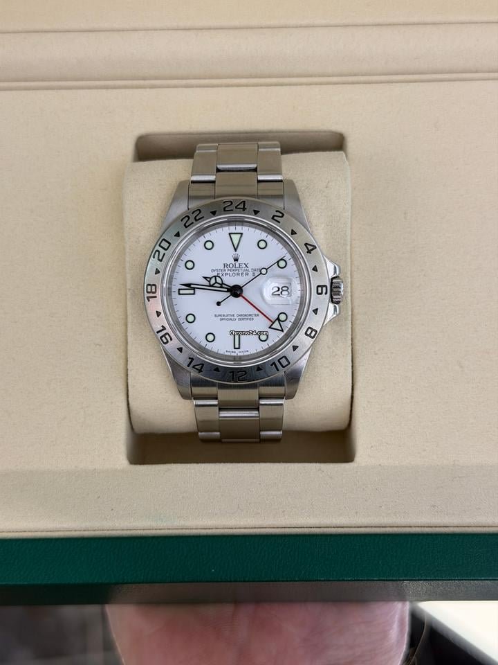 Rolex Explorer II white bianco polar Calibro 3186 del 2008 Italia card full set senza fori - Image 3