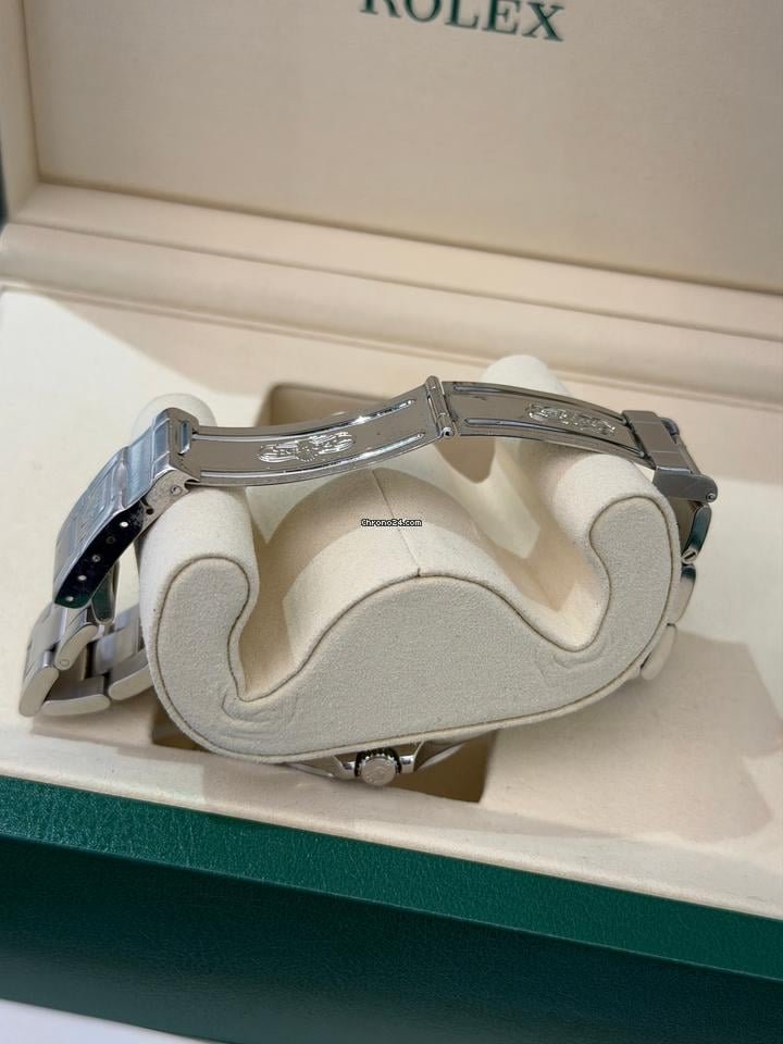 Rolex Explorer II white bianco polar Calibro 3186 del 2008 Italia card full set senza fori - Image 6