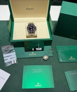 Alternative view of Rolex Submariner Date 41mm NUOVO 2026 Febbraio full set con documenti e scatola Rolex
