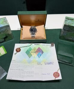 Alternative view of Rolex Sea-Dweller 4000 del 2005 Italiano full set top condition con documenti e scatola Rolex