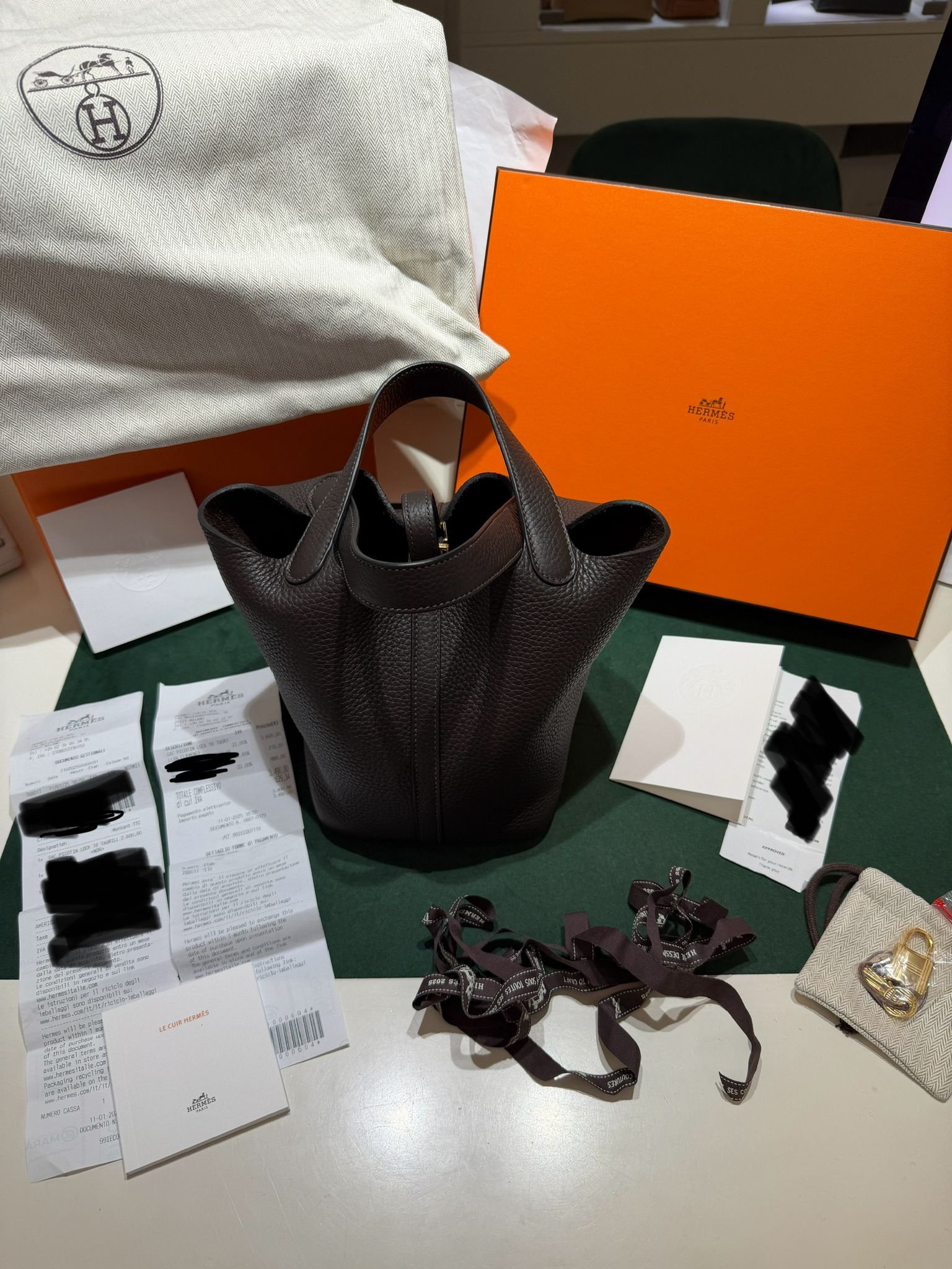 Picotin Lock 18 Taurillon - Image 2