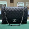 Chanel Classic Flap Jumbo – misura Jumbo 33 modello iconico della linea Classic hardware palladium