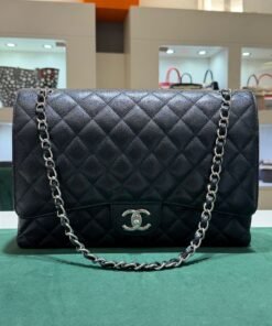Chanel Classic Flap Jumbo – misura Jumbo 33 modello iconico della linea Classic hardware palladium