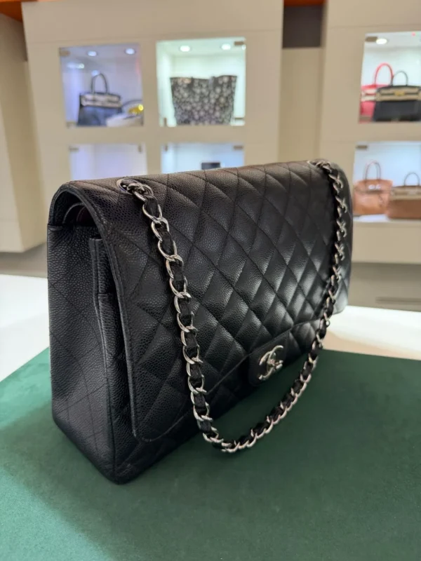 Chanel Classic Flap Jumbo – misura Jumbo 33 modello iconico della linea Classic hardware palladium