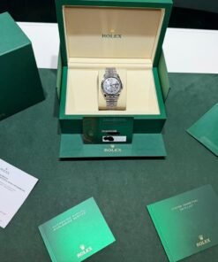 Alternative view of Rolex Datejust 36 Wimbledon NUOVO 2026 Jubilee full set con documenti e scatola Rolex