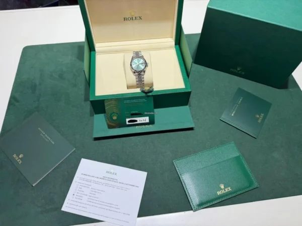 Rolex Datejust 31 NUOVO 2026 Marzo Italia Jubilee green verde menta full set con documenti