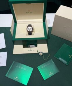 Alternative view of Rolex Daytona everose sundust del 2023 Italia oysterflex oro rosa full set top condition