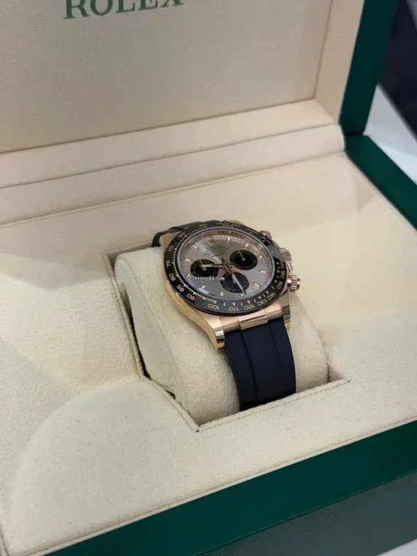 IMG_3855.jpg Rolex Daytona everose sundust del 2023 Italia oysterflex oro rosa full set top condition