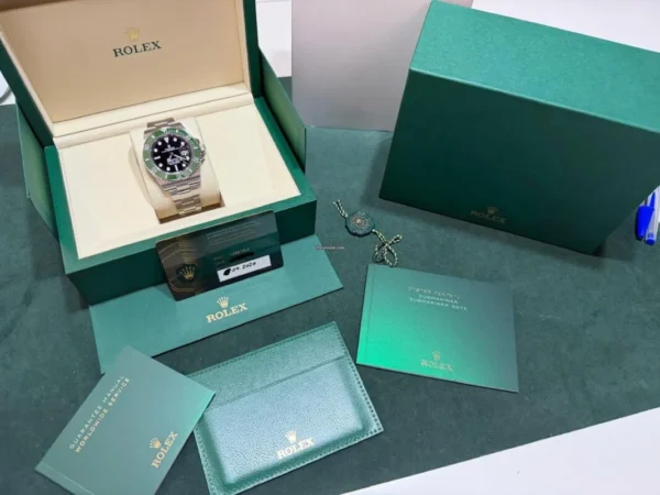 IMG_3870-1067x800.jpg Rolex Submariner Date NUOVO 2026 Italia Starbucks full set con documenti e scatola Rolex