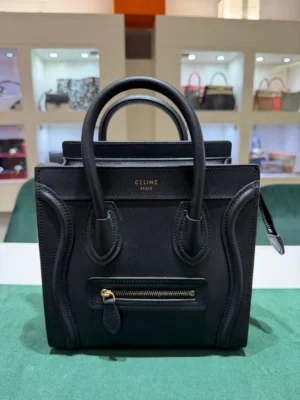 Céline Luggage Nano – Pelle di vitello nera Modello: Luggage