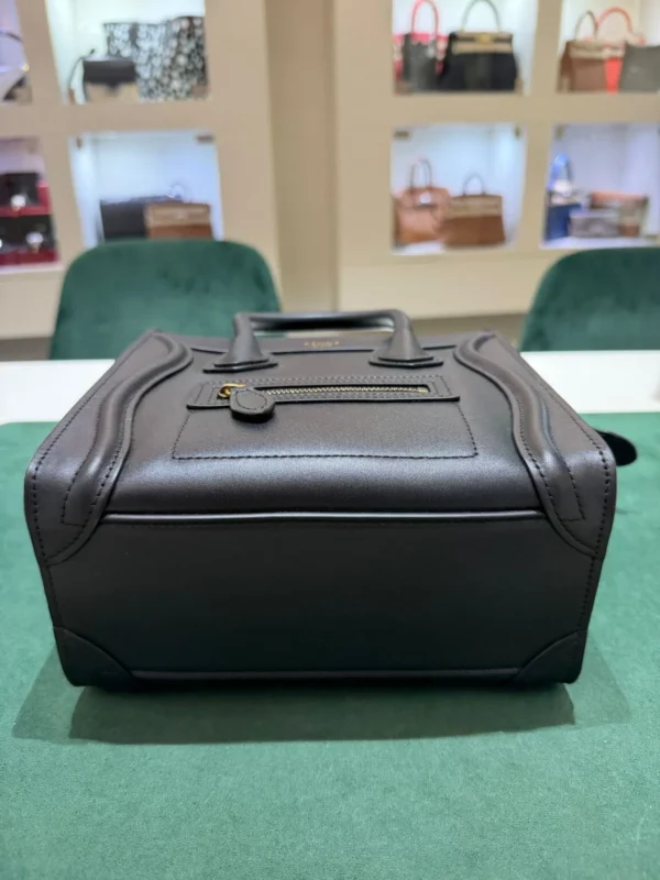 Céline Luggage Nano – Pelle di vitello nera Modello: Luggage