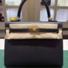 Hermès Kelly 25 sellier Nuova 2022 stampa in pelle epsom colore Nero noir con hardware dorato con tutti gli adesivi di protezione dell’imballaggio
