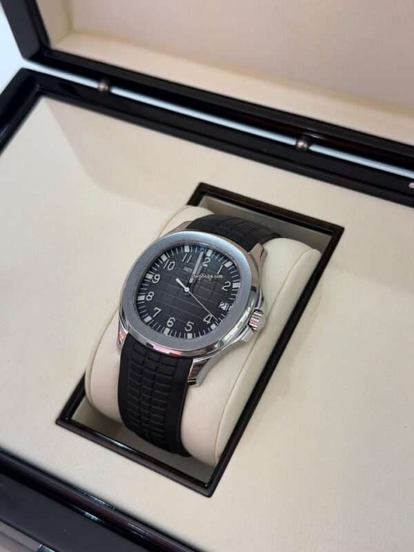 Patek Philippe Aquanaut 40mm del 2009 full set excellent condition con documenti e scatola Patek