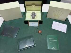 Rolex Explorer 39mm del 2013 Italia full set top condition con documenti e scatola Rolex