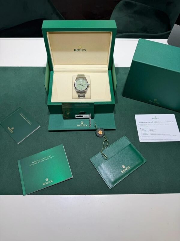 Rolex Oyster Perpetual Stainless Dial 41mm PISTACCHIO NUOVO 2026 Marzo full set con documenti