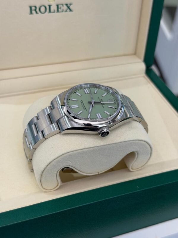 Rolex Oyster Perpetual Stainless Dial 41mm PISTACCHIO NUOVO 2026 Marzo full set con documenti