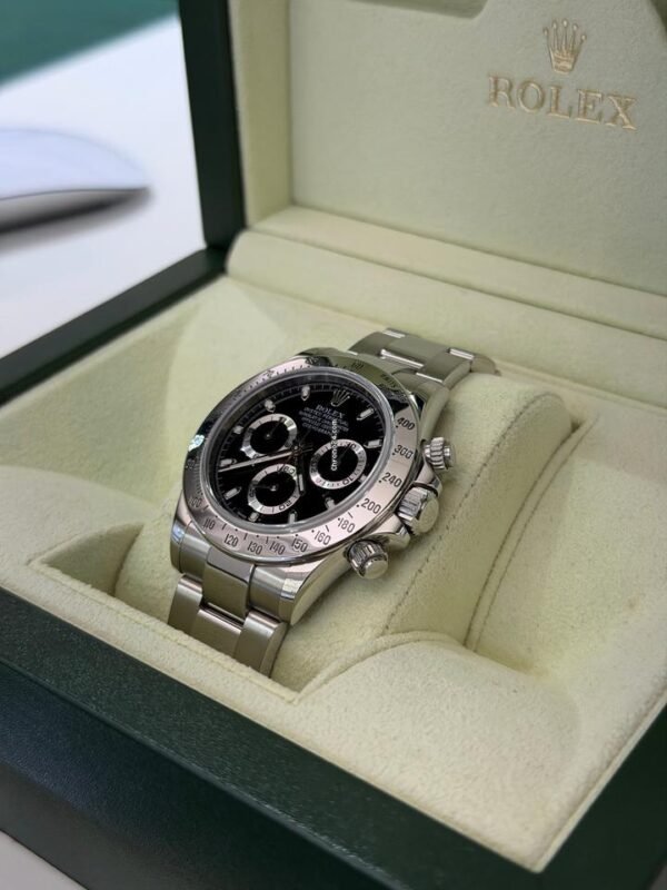 Rolex Daytona Cosmograph del 2010 claps lunga full set top condition con documenti e scatola