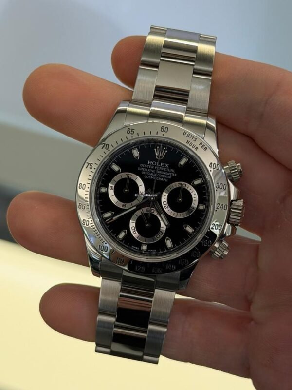 Rolex Daytona Cosmograph del 2010 claps lunga full set top condition con documenti e scatola