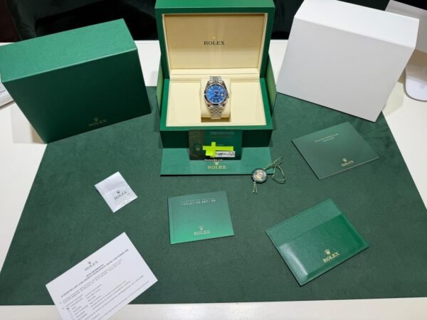 Rolex Datejust 41 41mm NUOVO 2026 Jubilee quadrante blu full set con documenti e scatola Rolex