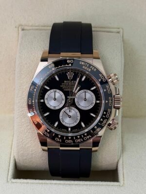 Rolex Daytona Cosmograph Daytona quadrante nero oro rosa del 2024 Italia full set con documenti scatola