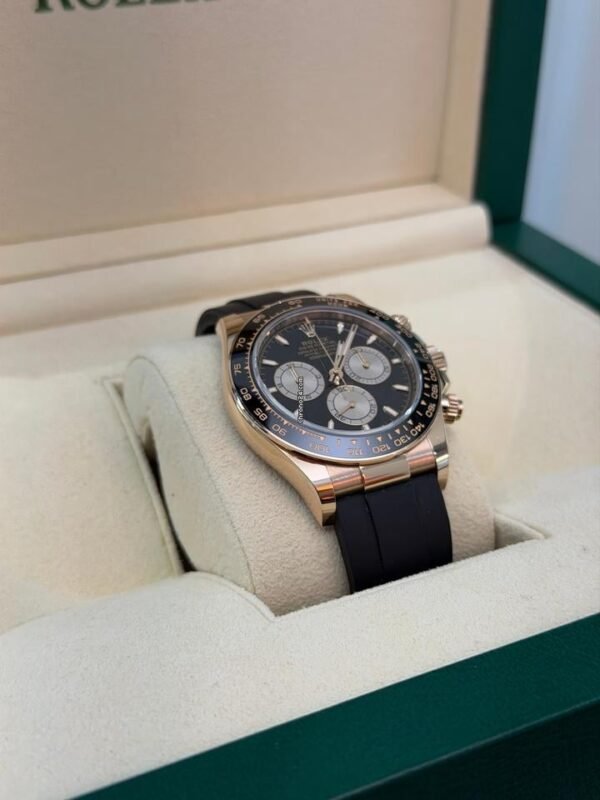 IMG_9482 Rolex Daytona Cosmograph Daytona quadrante nero oro rosa del 2024 Italia full set con documenti scatola
