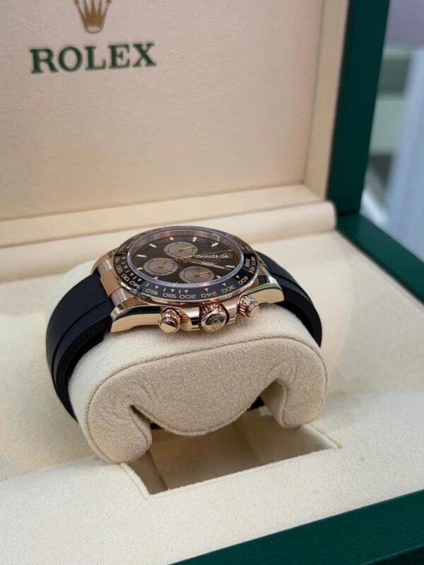 IMG_9484 Rolex Daytona Cosmograph Daytona quadrante nero oro rosa del 2024 Italia full set con documenti scatola