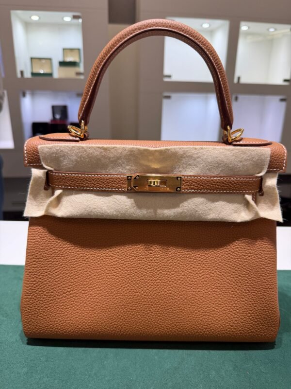 Hermès Kelly 28 retourne NUOVA 2026 seriale G colore gold (marrone) pellame Togo con hardware dorato