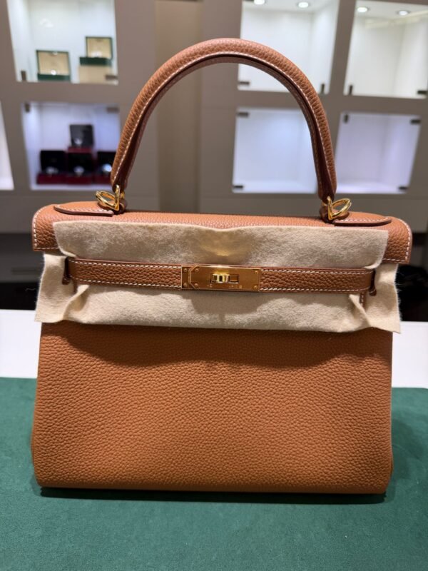 Hermès Kelly 28 retourne NUOVA 2026 seriale G colore gold (marrone) pellame Togo con hardware dorato