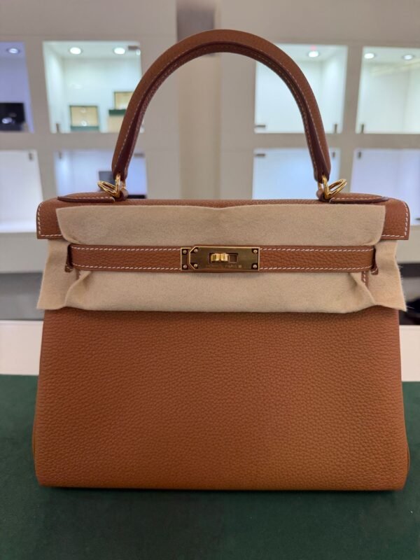Hermès Kelly 28 retourne NUOVA 2026 seriale G colore gold (marrone) pellame Togo con hardware dorato