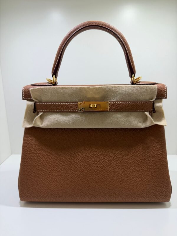 Hermès Kelly 28 retourne NUOVA 2026 seriale G colore gold (marrone) pellame Togo con hardware dorato
