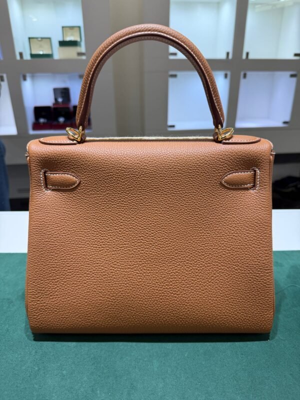 Hermès Kelly 28 retourne NUOVA 2026 seriale G colore gold (marrone) pellame Togo con hardware dorato