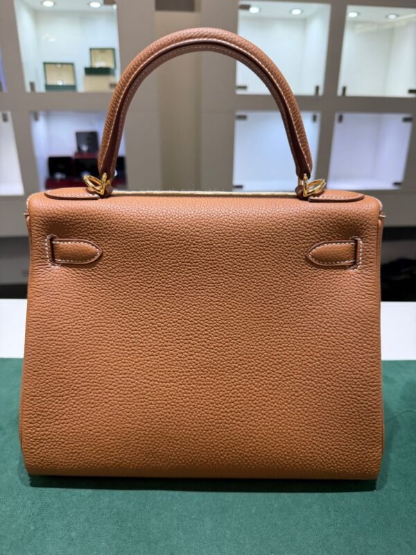 Hermès Kelly 28 retourne NUOVA 2026 seriale G colore gold (marrone) pellame Togo con hardware dorato