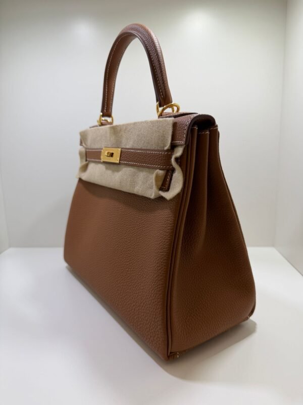 Hermès Kelly 28 retourne NUOVA 2026 seriale G colore gold (marrone) pellame Togo con hardware dorato
