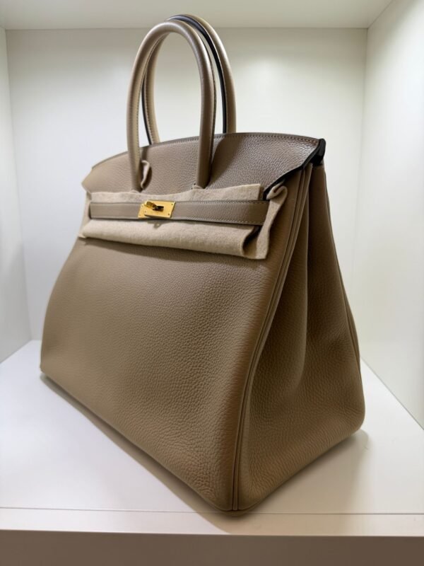 Hermès Birkin 35 veau taurillon clemence NUOVA Novembre 2021 seriale Z color sabbia ( trench) hardware dorato full set con duplicato della  fattura Hermès pellicole stickers ovunque .