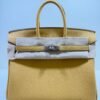 WhatsApp Image 2026-05-20 at 20.37.01 (2) Hermès Birkin 25 retourne veau togo colore Paille ( giallo ) stampa G NUOVA 2026 hardware palladio full set con scontrino ufficiale Hermès pellicole stickers ovunque