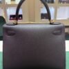 WhatsApp Image 2026-05-20 at 20.37.31 (5) Hermès Kelly 28 sellier veau pellame epsom NUOVA 2026 seriale K color Noir nero con hardware dorato con tutti gli adesivi di protezione