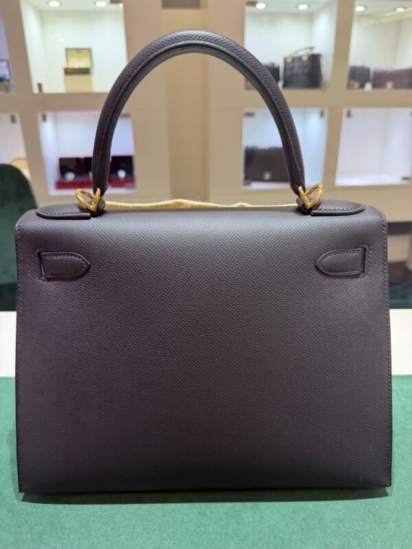 WhatsApp Image 2026-05-20 at 20.37.31 (5) Hermès Kelly 28 sellier veau pellame epsom NUOVA 2026 seriale K color Noir nero con hardware dorato con tutti gli adesivi di protezione