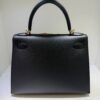 WhatsApp Image 2026-05-20 at 20.37.31 (7) Hermès Kelly 28 sellier veau pellame epsom NUOVA 2026 seriale K color Noir nero con hardware dorato con tutti gli adesivi di protezione